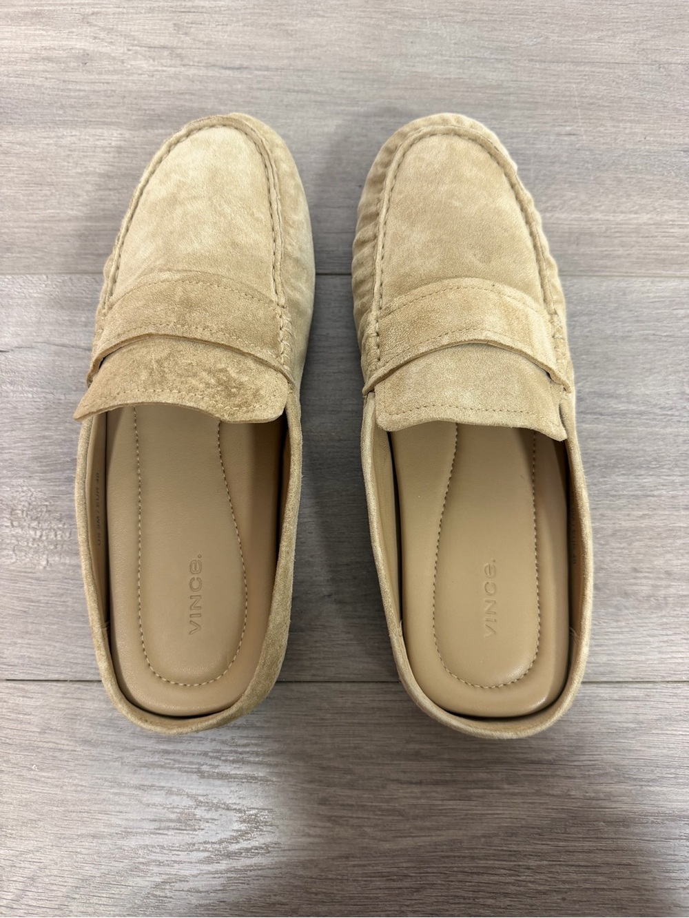Brand new women’s Vince Berkley suede driver mules size 9 - Picture 6 of 9